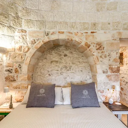 Trullo La Sacchina * Ostuni